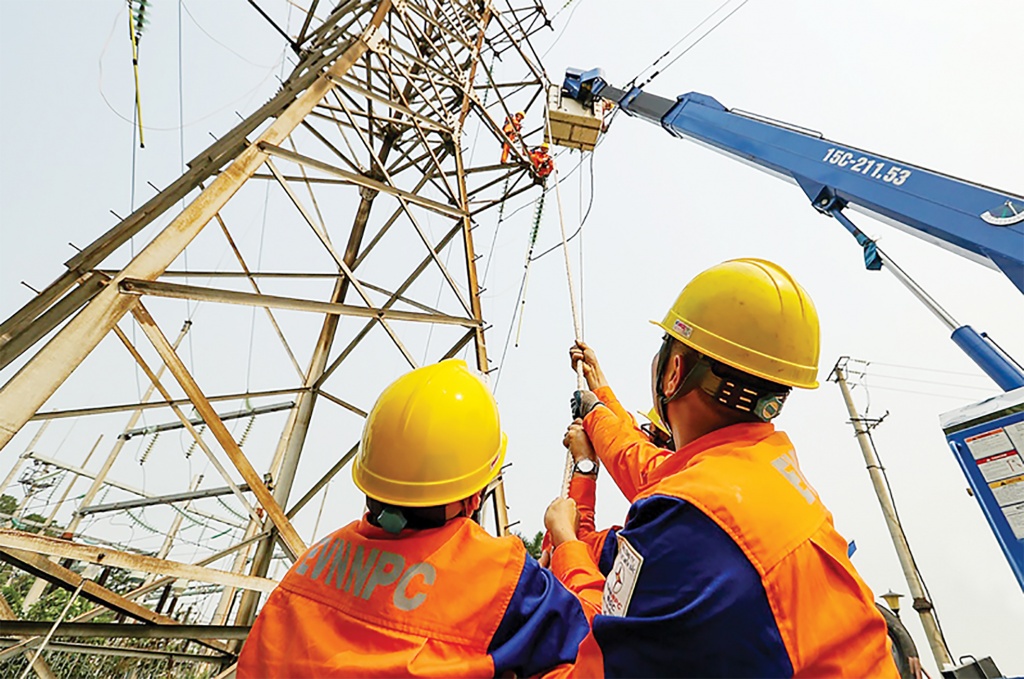 Khu vực DNNN đóng vai trò chi phối, chủ đạo trong những ngành, lĩnh vực quan trọng, thiết yếu của nền kinh tế. 	Ảnh: ST