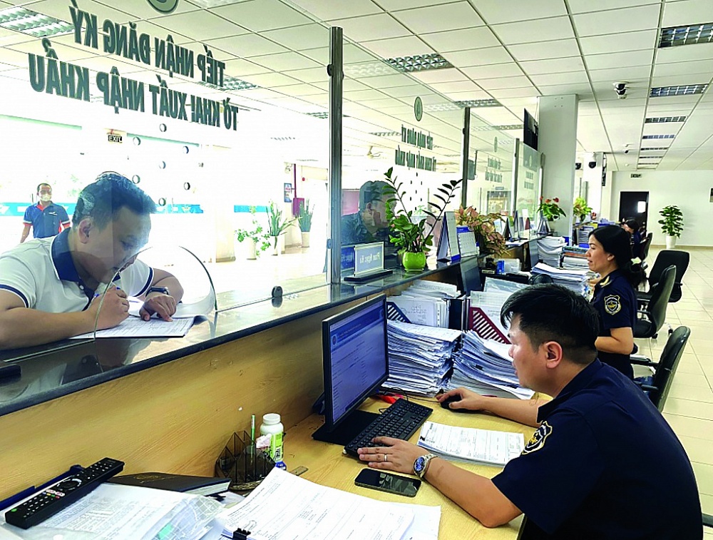 Phân loại linh kiện, bộ phận của hệ thống điều hòa không khí dùng cho ô tô