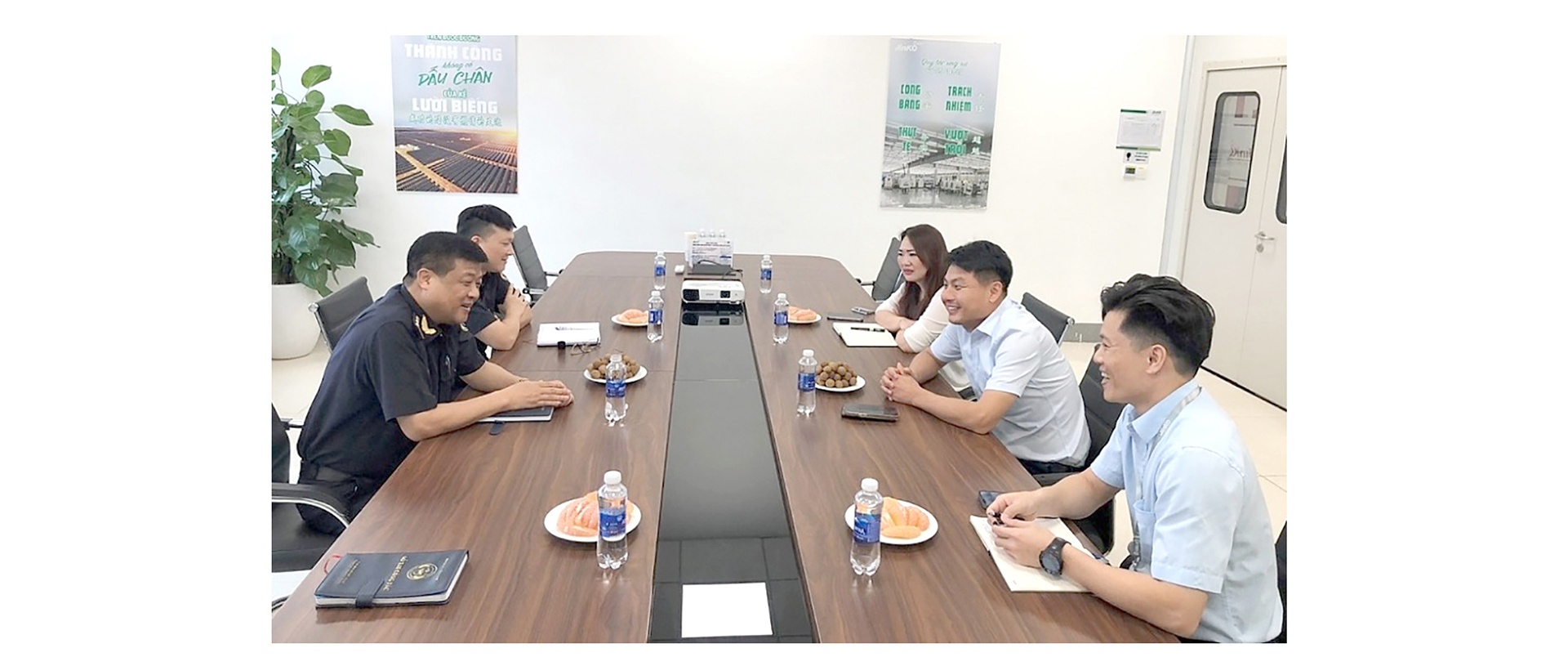 Định vị cảng biển Quảng Ninh trên bản đồ hàng hải quốc tế Định vị cảng biển Quảng Ninh trên bản đồ hàng hải quốc tế