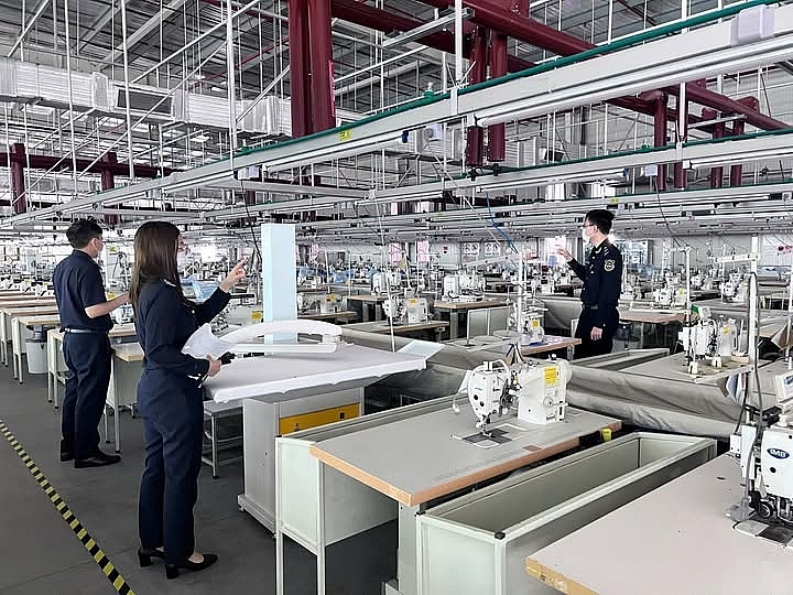 Thủ tục hàng tạm nhập tái xuất để bảo hành sản phẩm của DN chế xuất Thủ tục hàng tạm nhập tái xuất để bảo hành sản phẩm của DN chế xuất