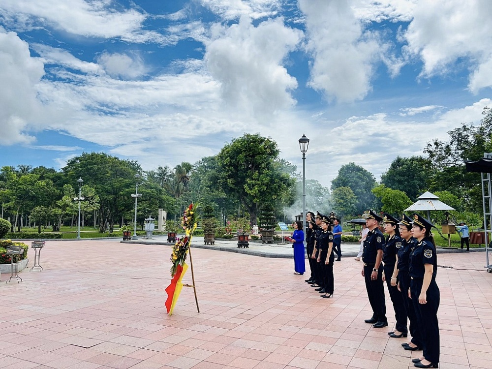 Thanh niên Hải quan khu vực IX tổ chức chuỗi hoạt động dịp thành lập Ngành Thanh niên Hải quan khu vực IX tổ chức chuỗi hoạt động dịp thành lập Ngành