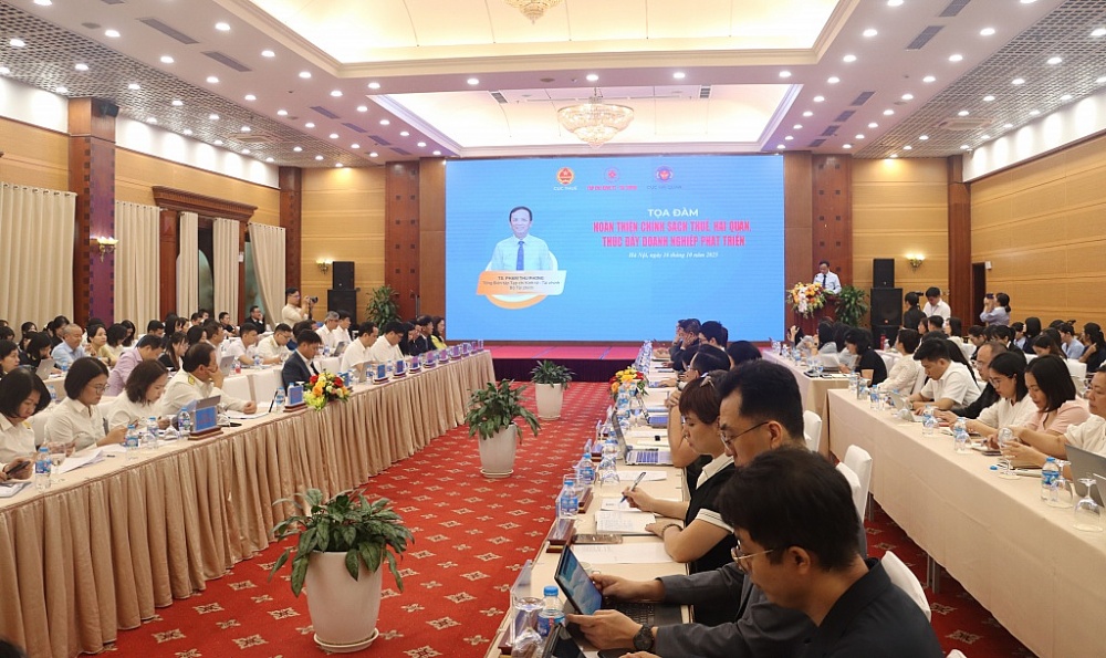 Khai mạc Tọa đàm “Hoàn thiện chính sách thuế, hải quan, thúc đẩy doanh nghiệp phát triển”