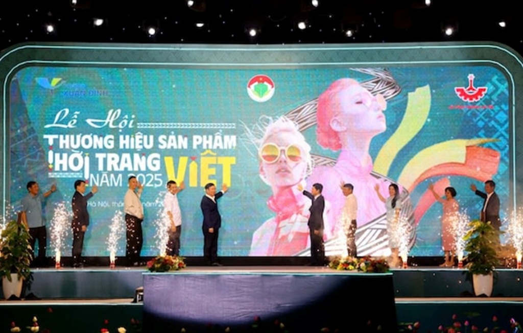 Quảng bá thương hiệu thời trang Việt tại Lễ hội 2025
