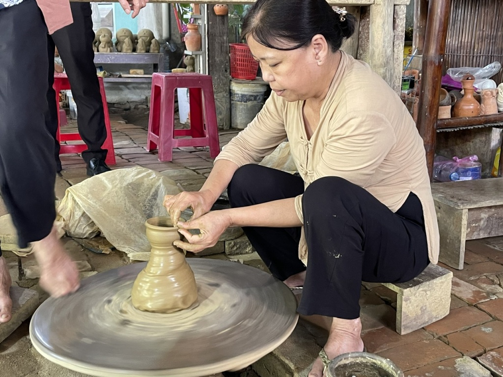 Người phụ thuộc có thu nhập không quá 1 triệu đồng/tháng được giảm trừ gia cảnh