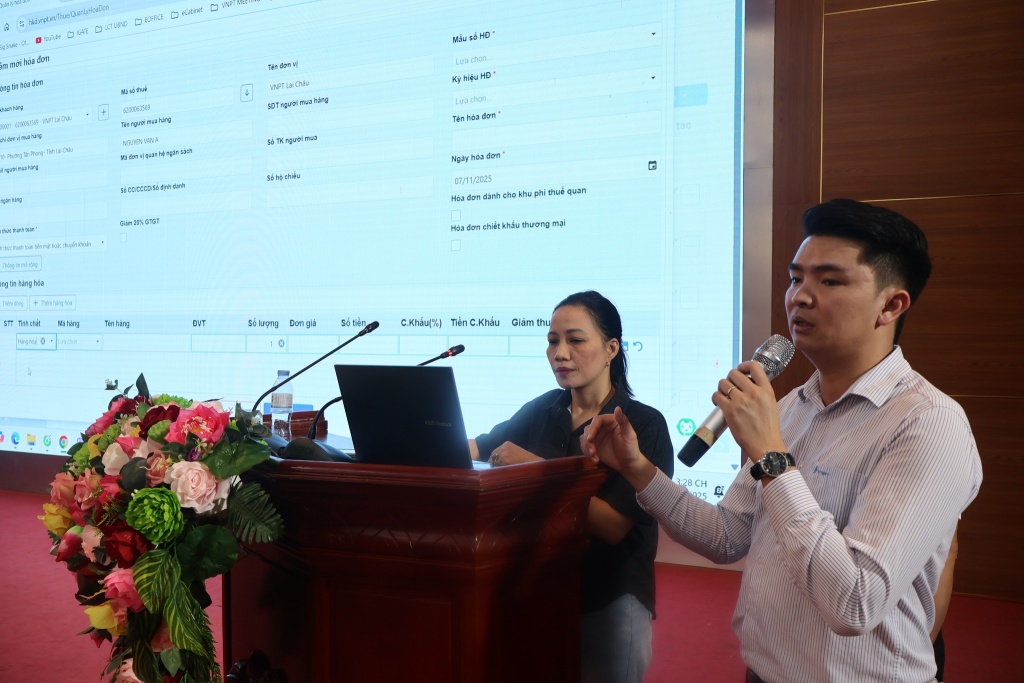 Thuế tỉnh Lai Châu quyết tâm hoàn thành mục tiêu 100% hộ kinh doanh tự kê khai thuế