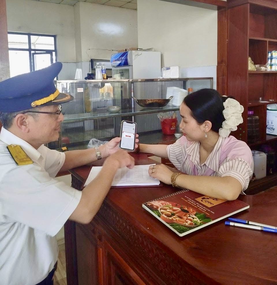 Thuế tỉnh Quảng Trị giúp hộ kinh doanh tự tin với mô hình quản lý thuế mới