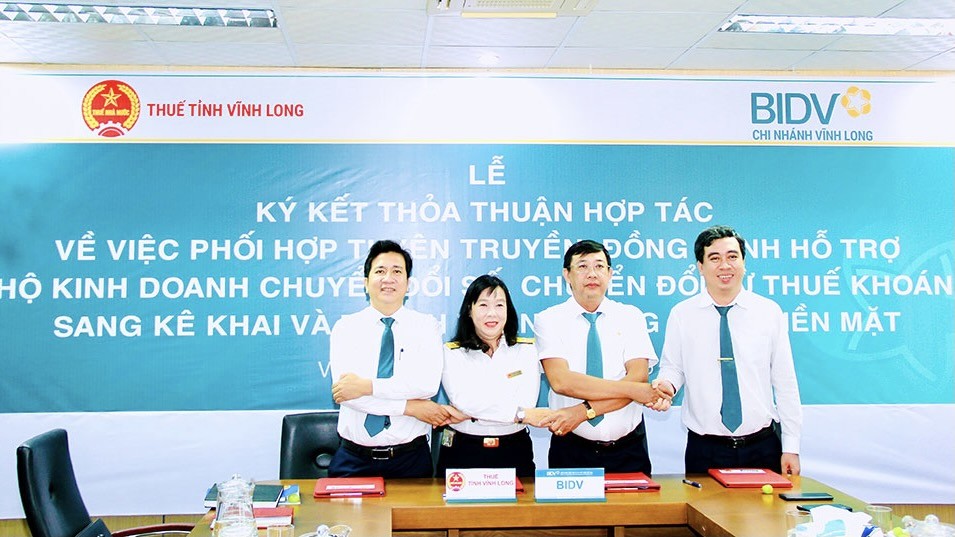 Thuế Vĩnh Long, Cà Mau đồng loạt hỗ trợ hộ kinh doanh chuyển đổi sang kê khai