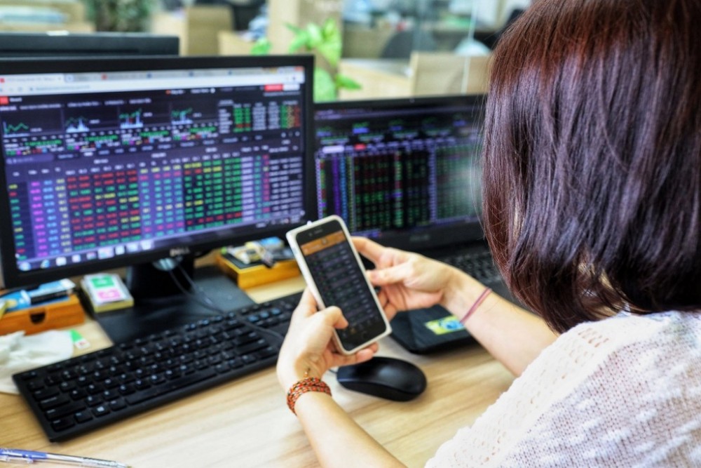 Sửa đổi tỷ lệ an toàn tài chính: Củng cố quản trị rủi ro tại công ty chứng khoán