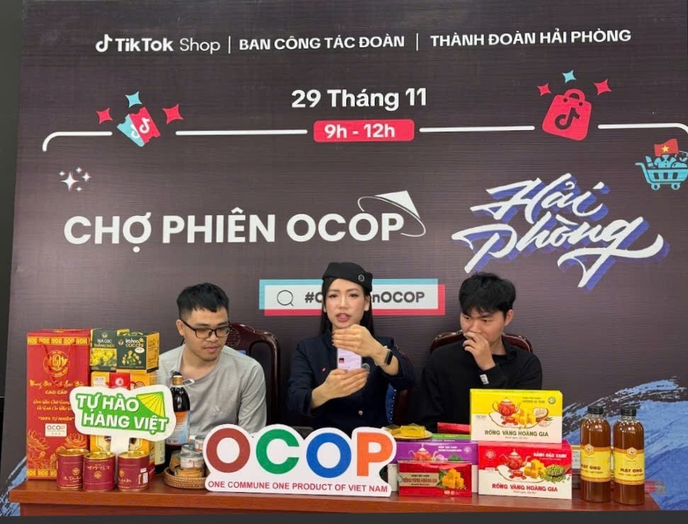 Nâng kỹ năng bán sản phẩm OCOP qua phương tiện số cho thanh niên nông thôn