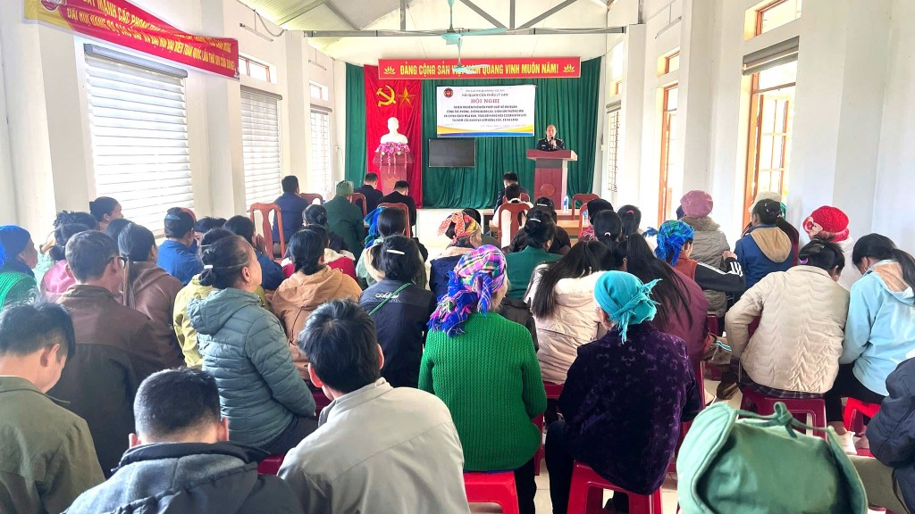 Hải quan cửa khẩu Lý Vạn: Đẩy mạnh tuyên truyền pháp luật hải quan