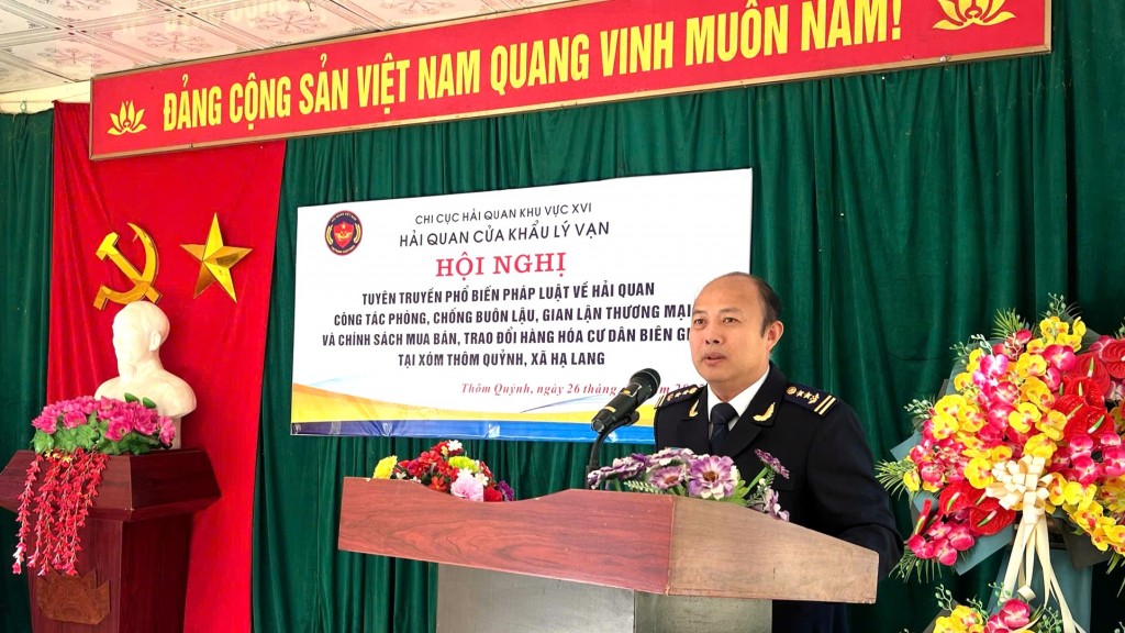 Hải quan cửa khẩu Lý Vạn: Đẩy mạnh tuyên truyền pháp luật hải quan