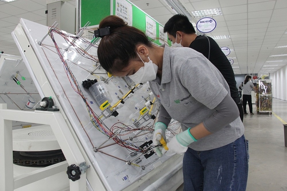 Thủ tục hải quan khi doanh nghiệp chế xuất thuê gia công: Lưu ý gì về báo cáo quyết toán?