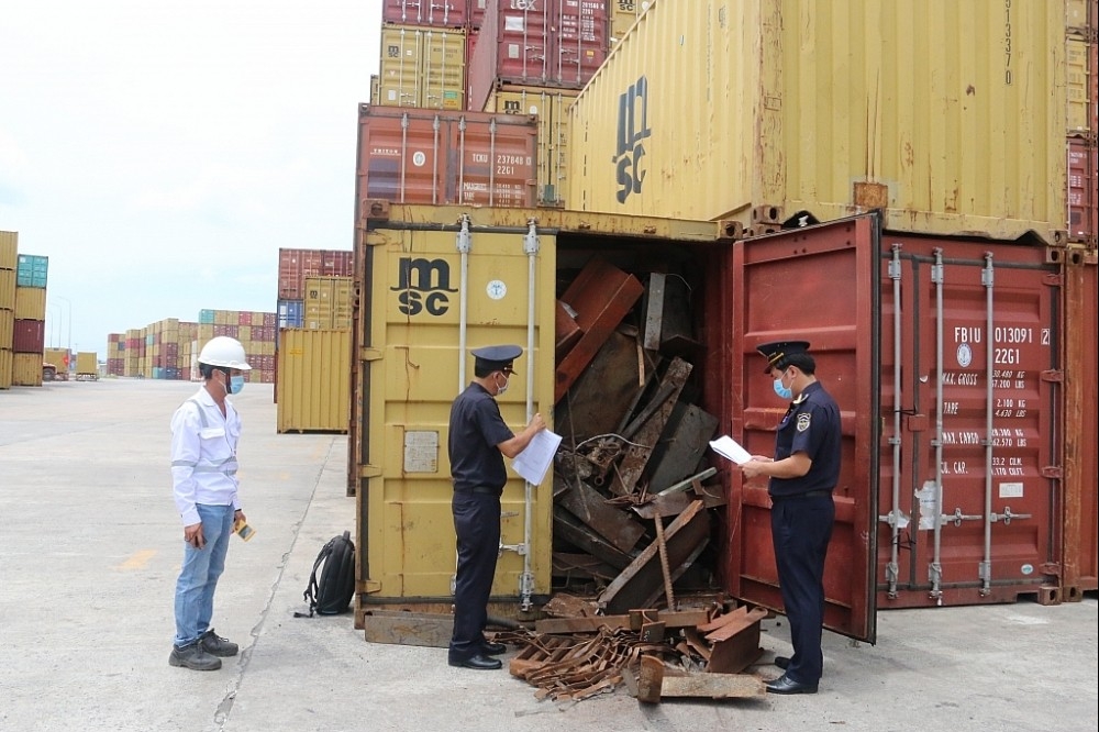 Doanh nghiệp chế xuất xuất khẩu phế liệu ra nước ngoài không phải chịu thuế