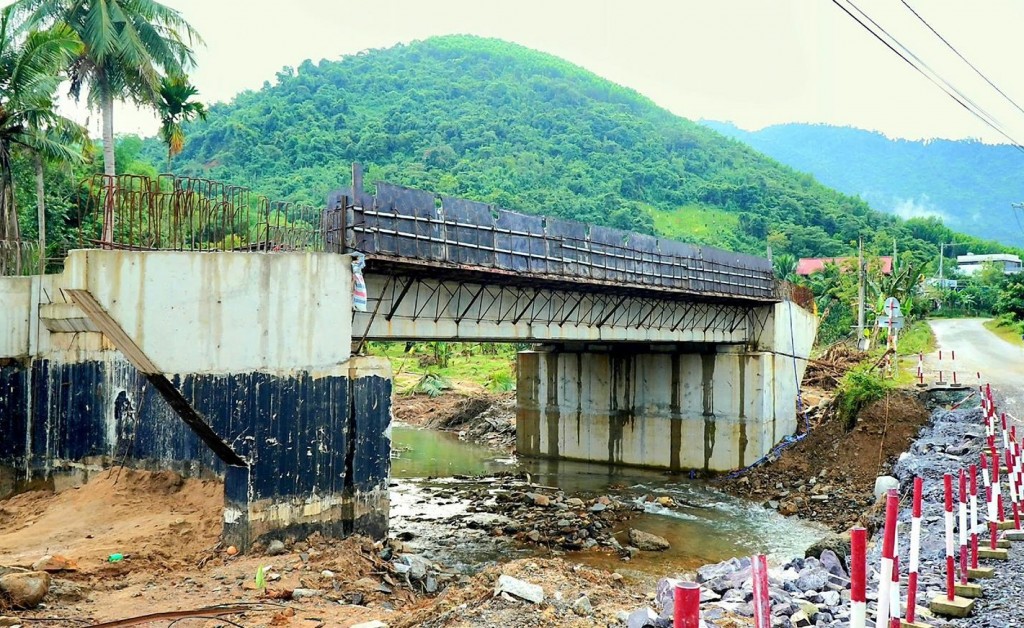 Các dự án giao thông tại Khánh Hòa đang được đẩy nhanh tiến độ thị công Các dự án giao thông tại Khánh Hòa đang được đẩy nhanh tiến độ thị công