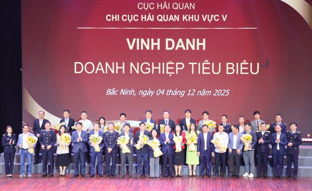 Xuất nhập khẩu của Việt Nam và các dấu mốc “trăm tỷ USD”