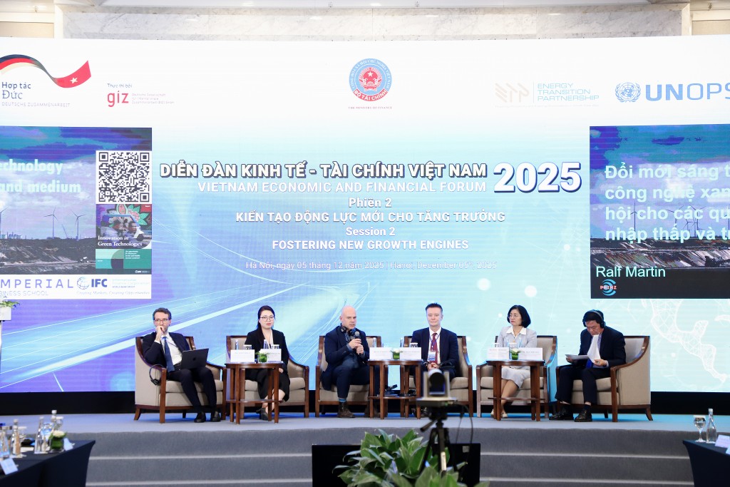 Kiến tạo động lực mới cho tăng trưởng bứt phá