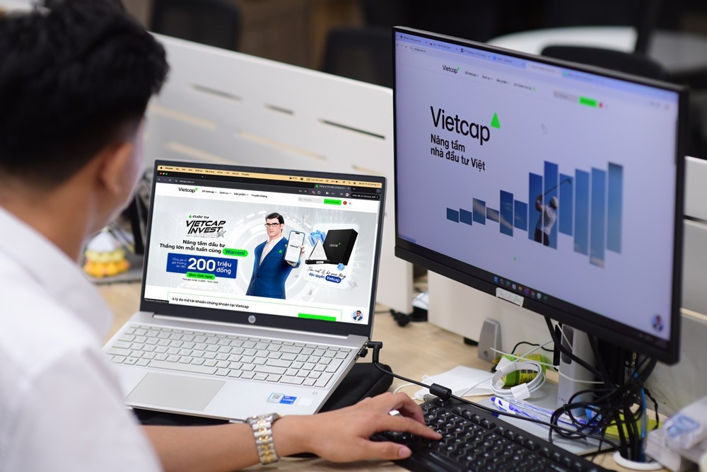 Cùng trải nghiệm Warren và tham gia cuộc thi “Vietcap Invest – Nâng tầm đầu tư, thắng lớn mỗi tuần cùng Warren!” Cùng trải nghiệm Warren và tham gia cuộc thi “Vietcap Invest – Nâng tầm đầu tư, thắng lớn mỗi tuần cùng Warren!”