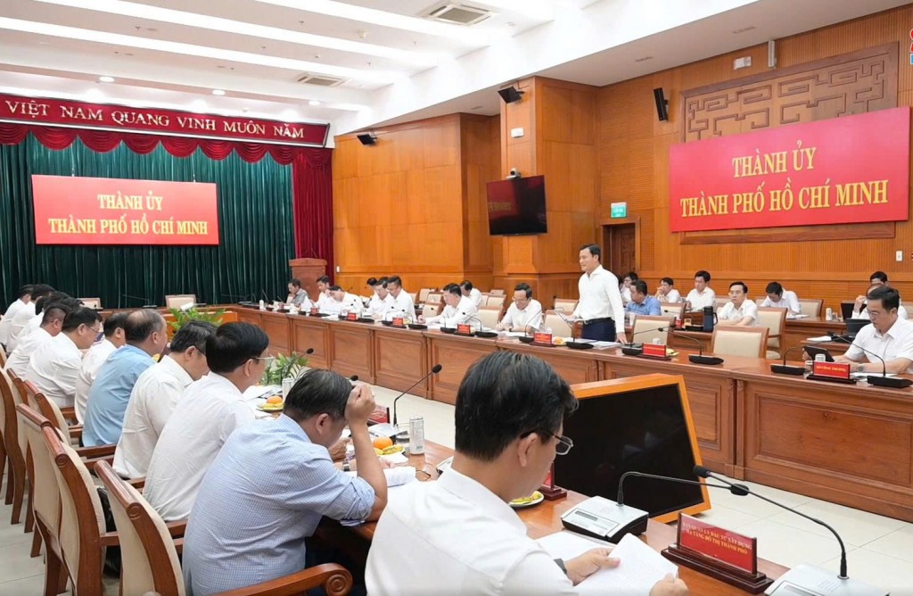 TP. Hồ Chí Minh: Giải ngân vốn đầu tư công đạt 61% kế hoạch vốn Chính phủ giao TP. Hồ Chí Minh: Giải ngân vốn đầu tư công đạt 61% kế hoạch vốn Chính phủ giao