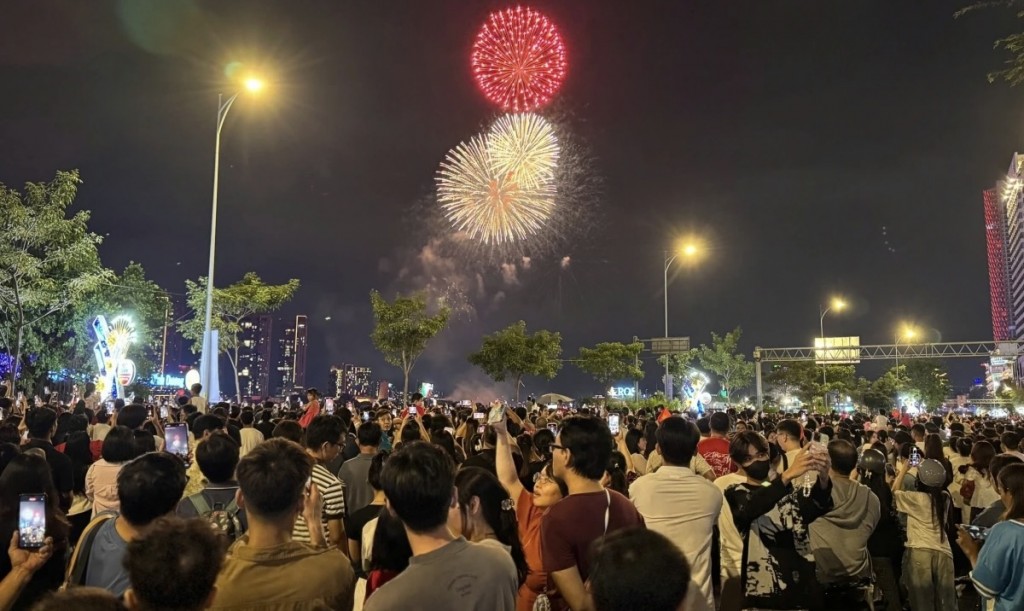 TP. Hồ Chí Minh: Tổ chức nhiều hoạt động chào đón năm mới 2026 TP. Hồ Chí Minh: Tổ chức nhiều hoạt động chào đón năm mới 2026