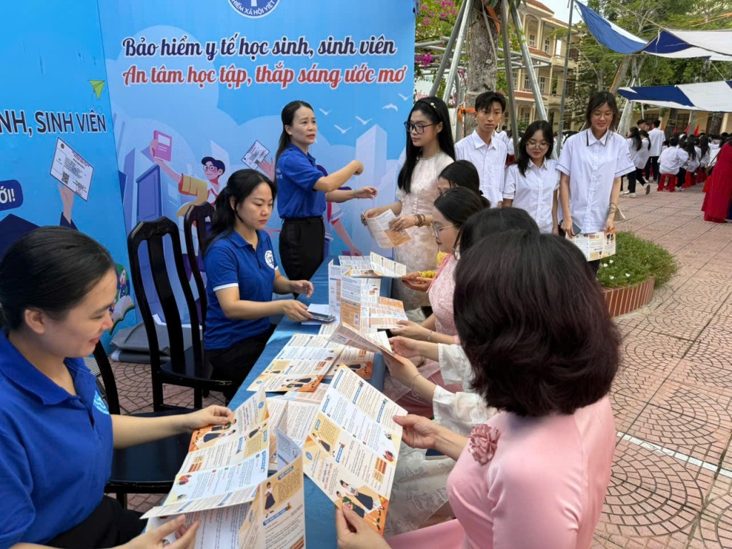 Quỹ bảo hiểm y tế chi trả cho việc kiểm tra sức khỏe đầu năm học