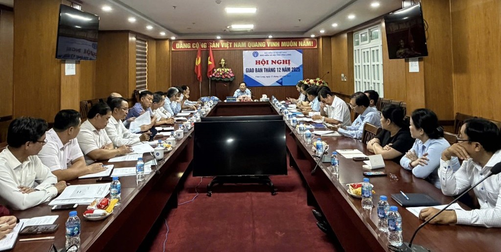 BHXH Vĩnh Long: Vượt chỉ tiêu phát triển người tham gia BHYT trước 1 tháng