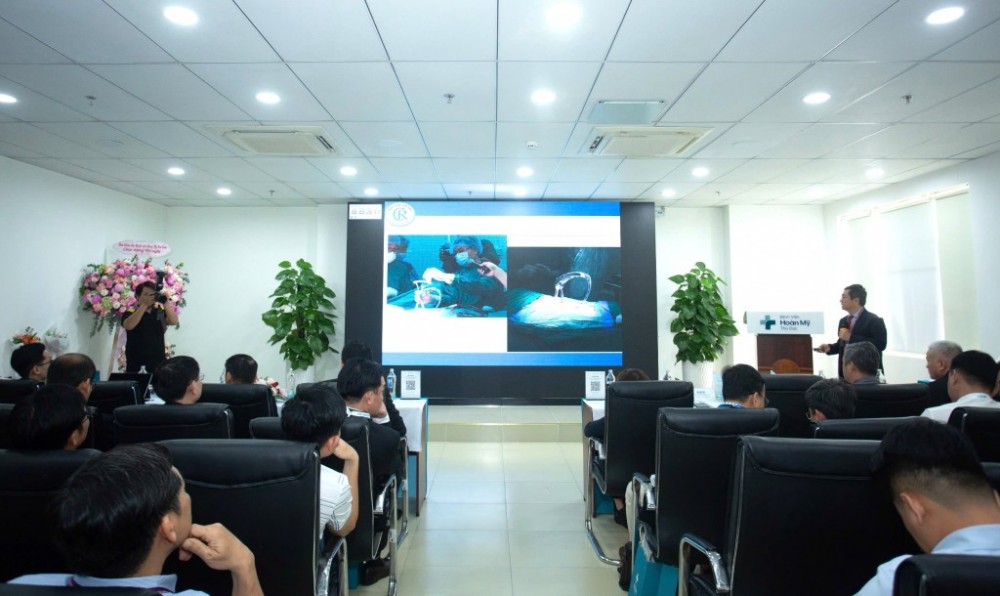 Toàn cảnh hội nghị.
