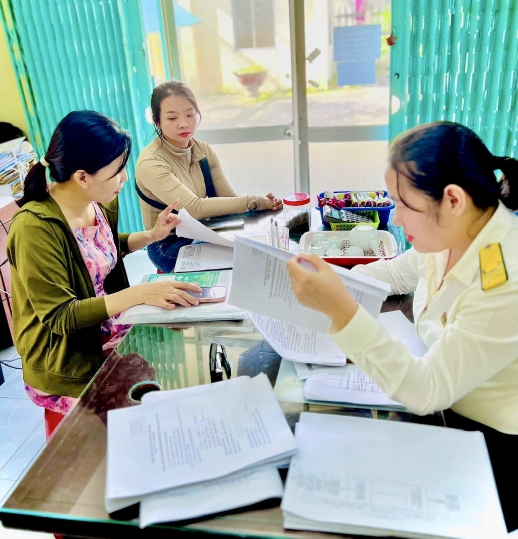 Đề xuất từ 1/1/2026, hộ kinh doanh phải kê khai mọi tài khoản phục vụ kinh doanh