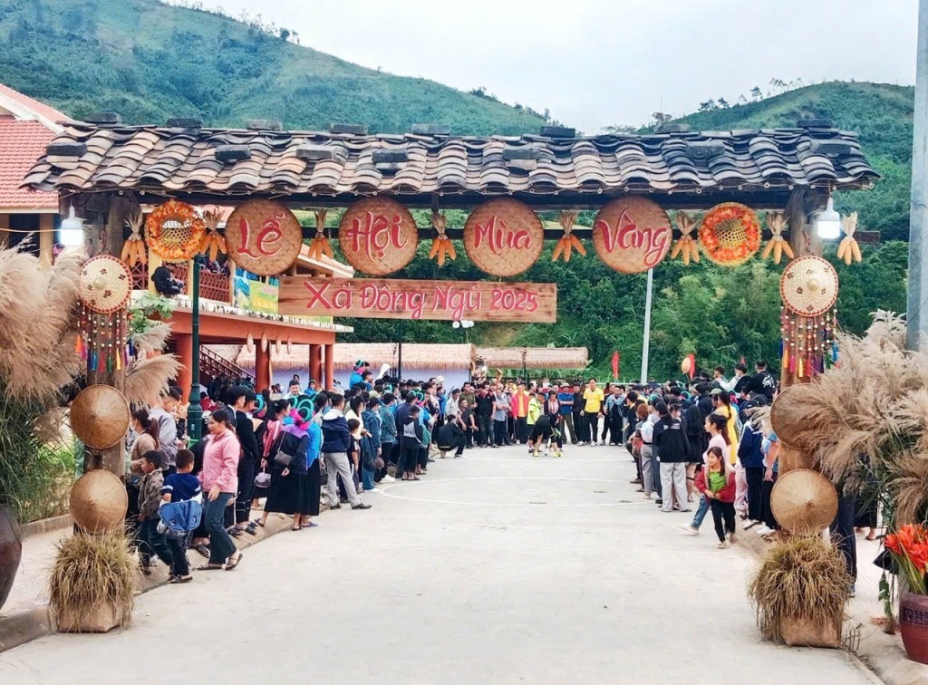 Quảng Ninh - Xây dựng nông thôn mới song hành cùng lợi ích và quyền làm chủ của nhân dân