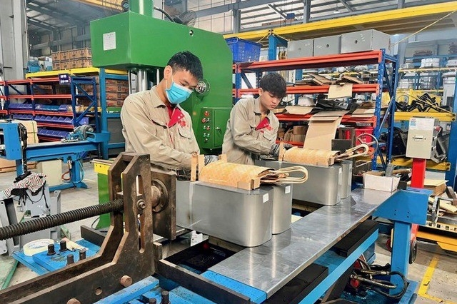 Công nghiệp hỗ trợ Việt Nam: Bước ngoặt từ "đáy mặt cười"