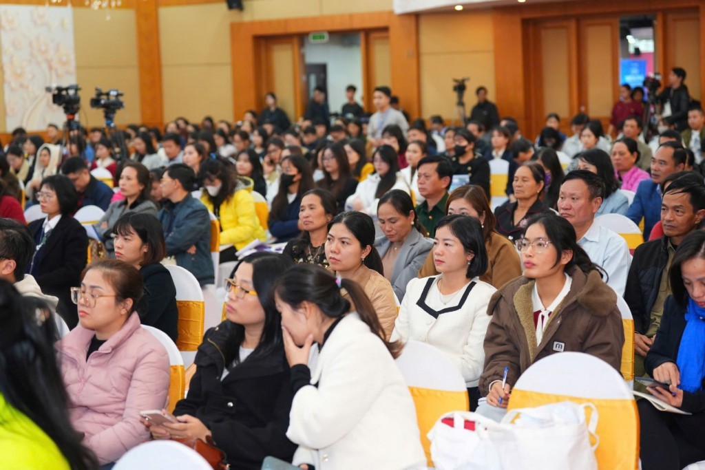 Hơn 2,5 triệu hộ kinh doanh đã được hỗ trợ làm quen với kê khai thuế