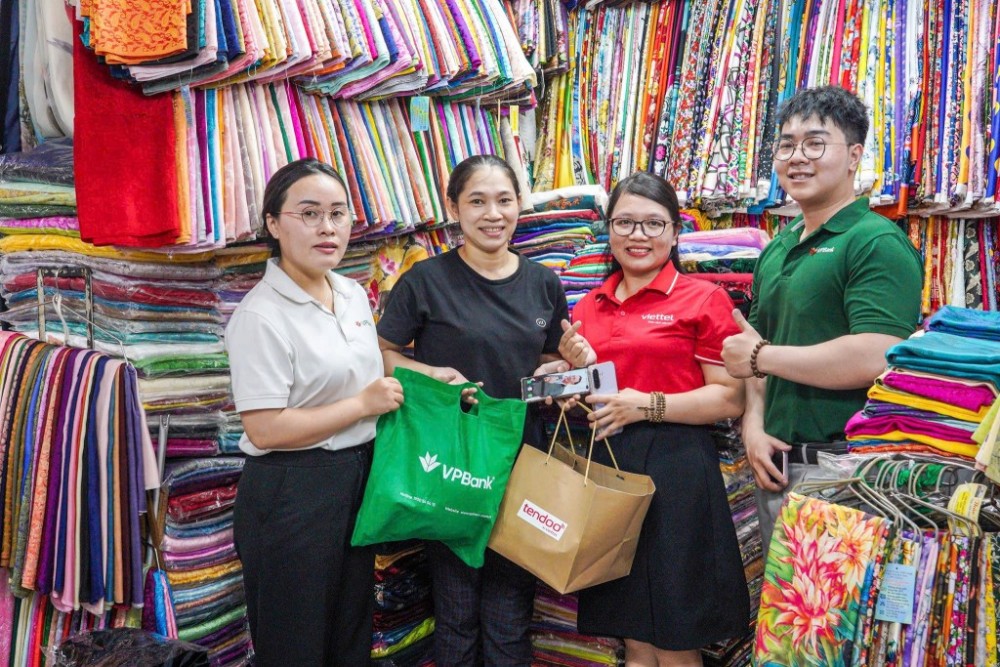 Nhiều giải pháp hỗ trợ hộ kinh doanh về chính sách tài chính và chuyển đổi số