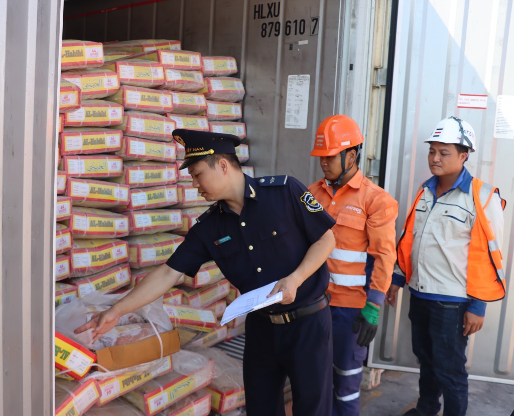 Hải quan khu vực III chính thức đạt số thu kỷ lục hơn 80.000 tỷ đồng