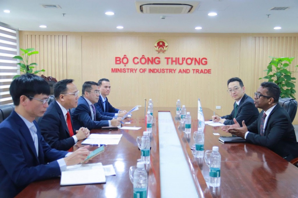 Việt Nam gia nhập IRENA, mở rộng hợp tác Chiến lược Năng lượng Tái tạo Việt Nam gia nhập IRENA, mở rộng hợp tác Chiến lược Năng lượng Tái tạo
