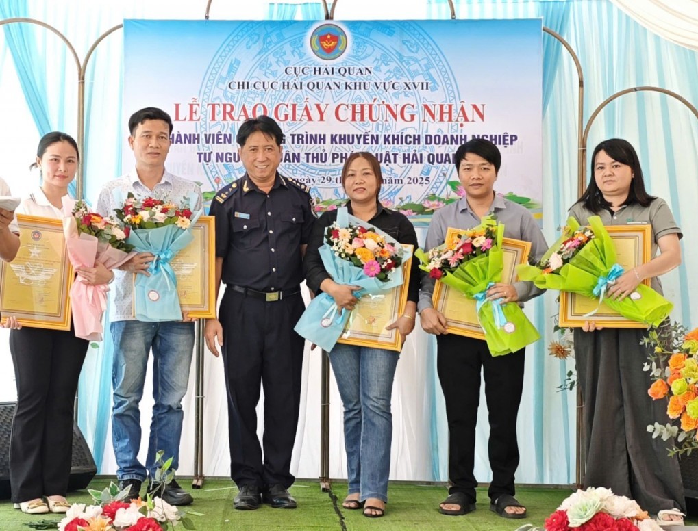 Hải quan Khu công nghiệp Trảng Bàng thu ngân sách đạt trên 2.000 tỷ đồng
