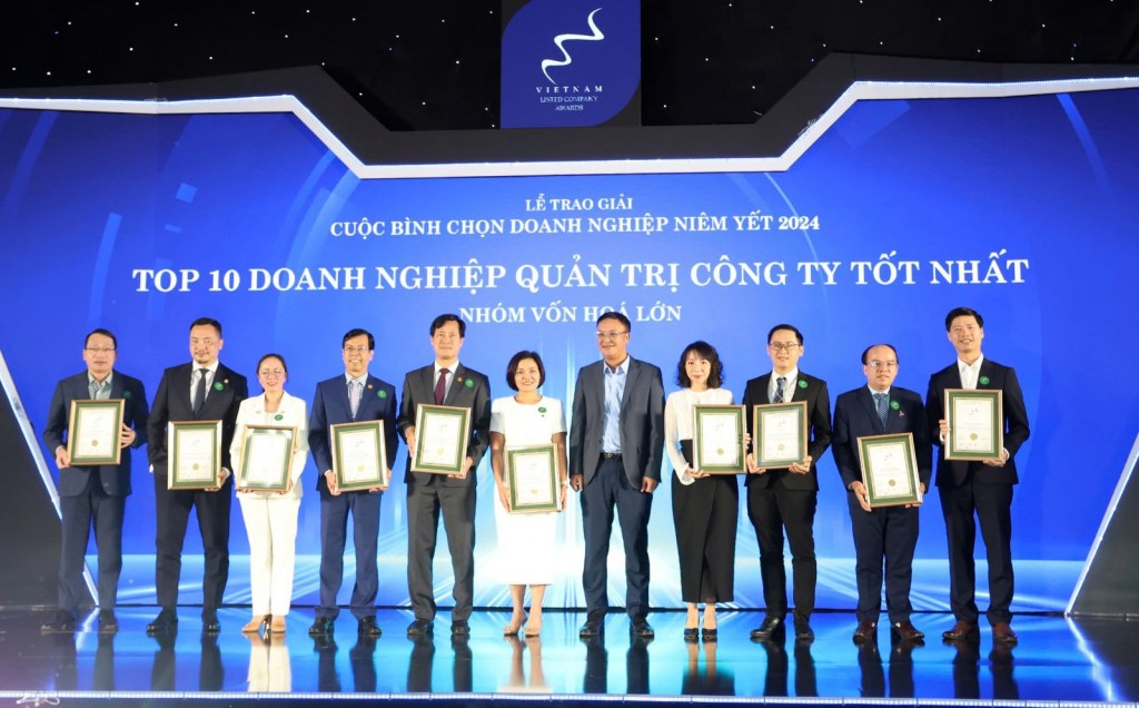 Đưa quản trị công ty đạt chuẩn mực mới, tạo giá trị dài hạn và gắn với phát triển bền vững Đưa quản trị công ty đạt chuẩn mực mới, tạo giá trị dài hạn và gắn với phát triển bền vững