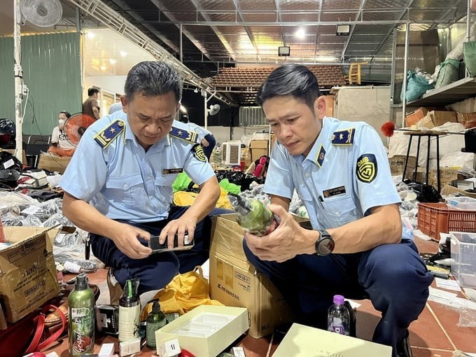 Chống hàng giả bảo vệ người tiêu dùng trên môi trường điện tử gắn với phát triển bền vững