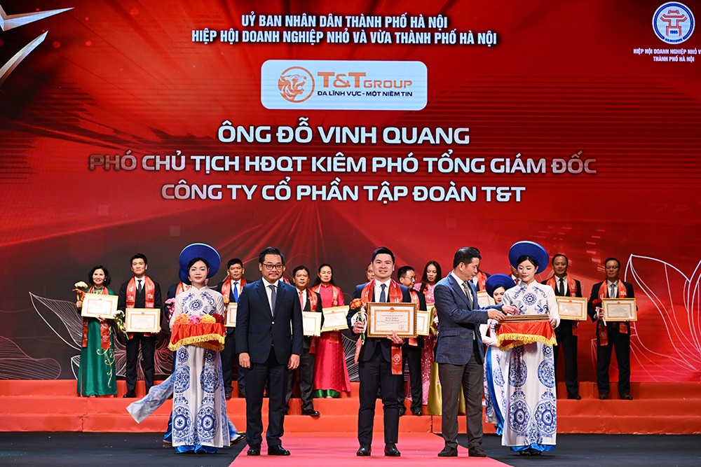 T&T Group được vinh danh tại Lễ tôn vinh doanh nhân, doanh nghiệp Thăng Long 2025 T&T Group được vinh danh tại Lễ tôn vinh doanh nhân, doanh nghiệp Thăng Long 2025