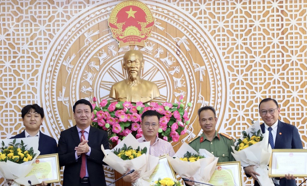 Lâm Đồng: Tiếp nhận cam kết tài trợ trên 18,25 triệu USD từ nguồn vốn phi chính phủ nước ngoài Lâm Đồng: Tiếp nhận cam kết tài trợ trên 18,25 triệu USD từ nguồn vốn phi chính phủ nước ngoài