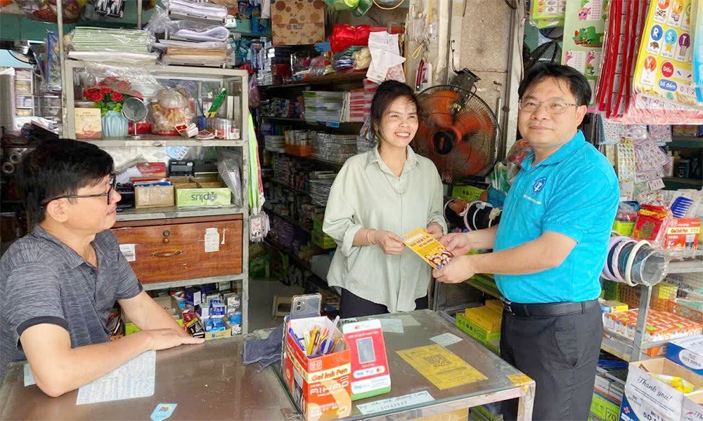 Tuyên truyền, tư vấn cho chủ hộ kinh doanh về chính sách BHXH, BHYT