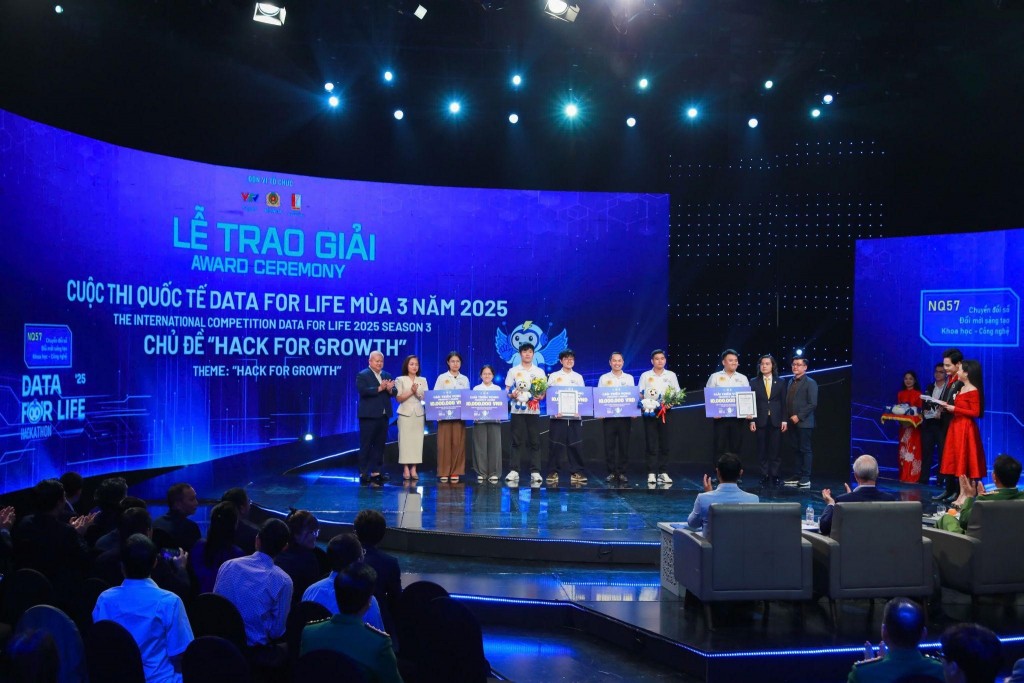 Agribank đồng hành cùng Cuộc thi quốc tế Data for Life 2025
