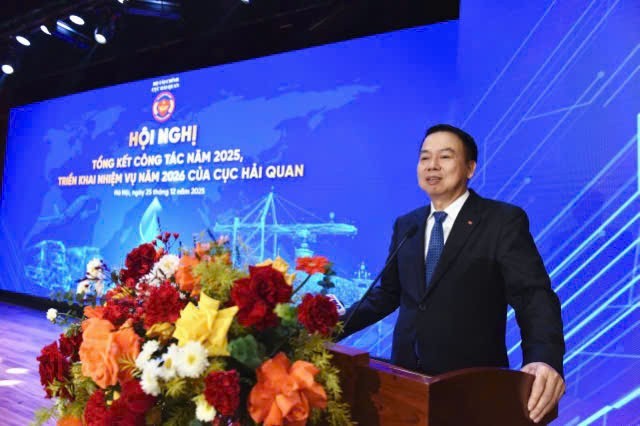Thứ trưởng Nguyễn Đức Chi phát biểu chỉ đạo tại Hội nghị.