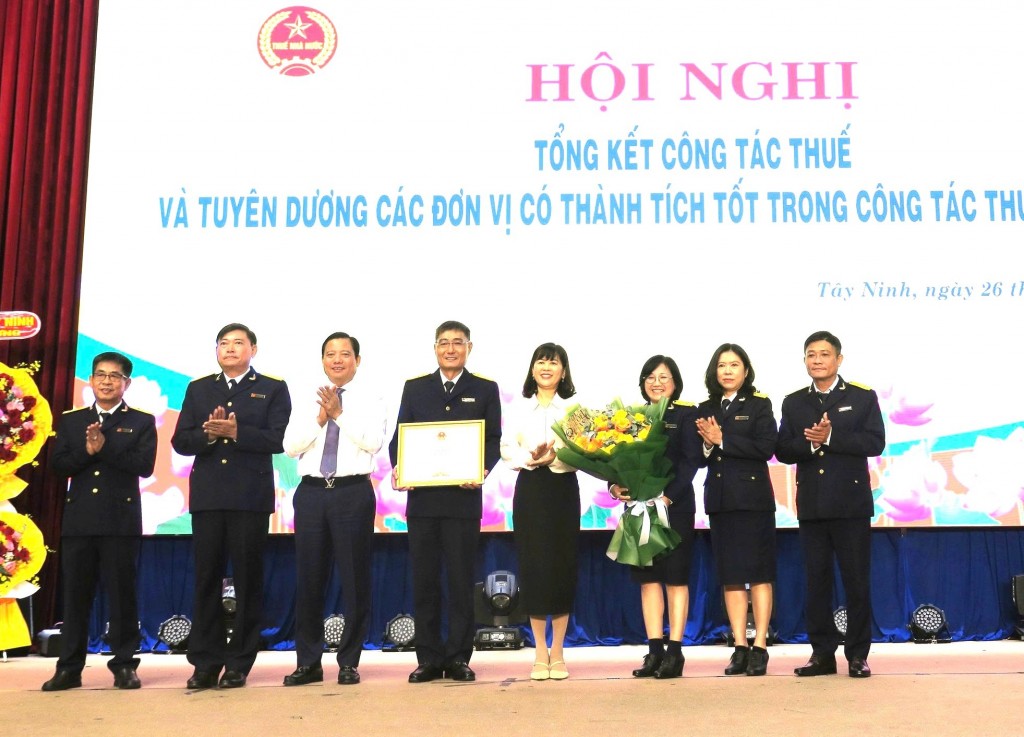 Thuế tỉnh Tây Ninh: Thu ngân sách năm 2025 vượt dự toán 45,6%
