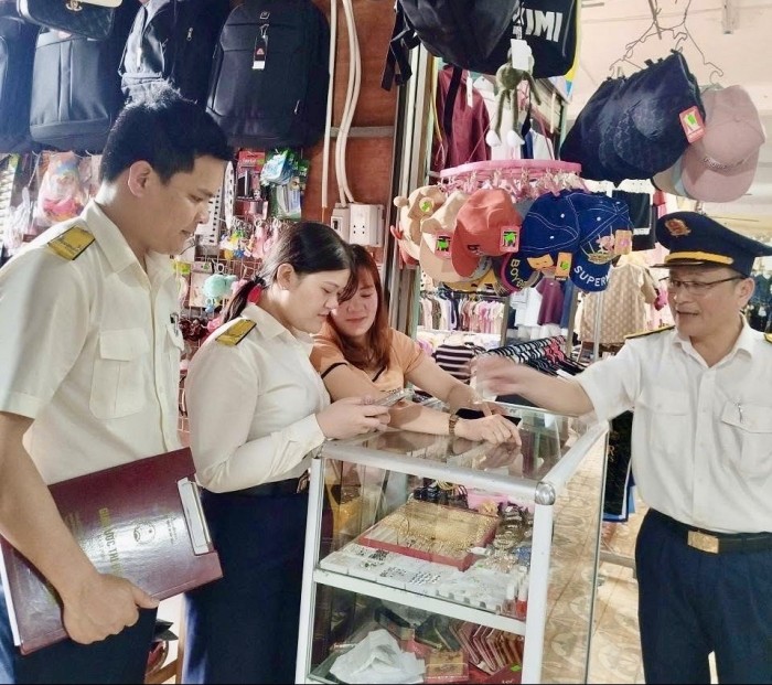 Hơn 18.000 hộ khoán tự nguyện chuyển sang nộp thuế theo phương pháp kê khai