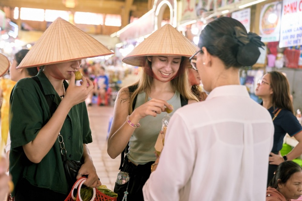 khách quốc tế đến TP. Hồ Chí Minh. Ảnh: T.D