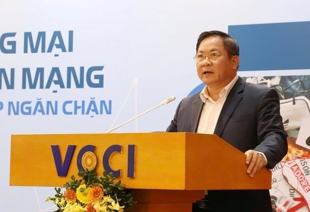 Mỗi năm xử lý tới 190.000 vụ gian lận thương mại, thách thức lớn trên không gian mạng Mỗi năm xử lý tới 190.000 vụ gian lận thương mại, thách thức lớn trên không gian mạng