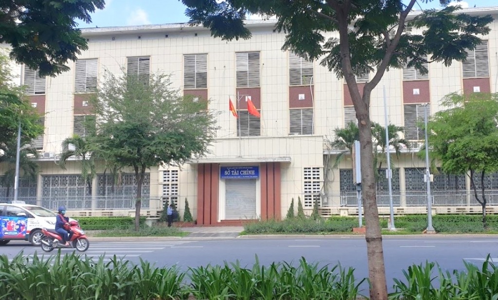 Sở Tài chính TP. Hồ Chí Minh phải giảm một nửa số lượng cấp phó