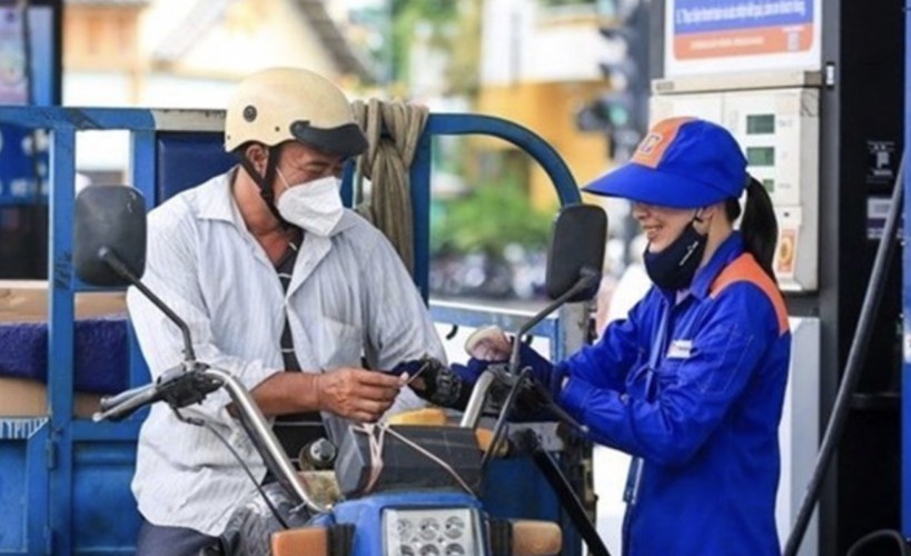 Giá xăng dầu đồng loạt giảm từ 15h ngày 31/12