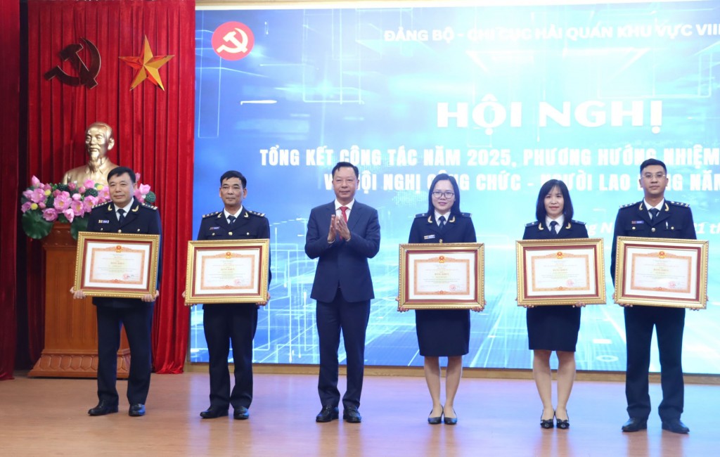 Hải quan khu vực VIII tiên phong cải cách, thúc đẩy tăng trưởng XNK đạt gần 24 tỷ USD