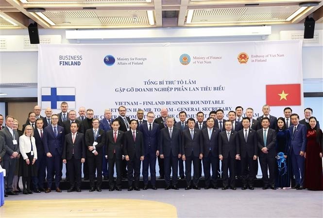 Dấu ấn sôi động hoạt động xúc tiến đầu tư và hợp tác quốc tế năm 2025 Dấu ấn sôi động hoạt động xúc tiến đầu tư và hợp tác quốc tế năm 2025