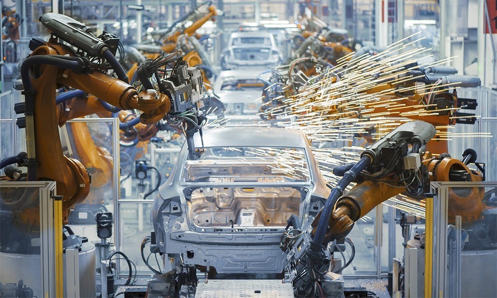 Ứng dụng robot trong sản xuất công nghiệp tại Việt Nam.